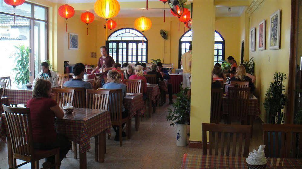 Sunflower Hostel Хойан Экстерьер фото